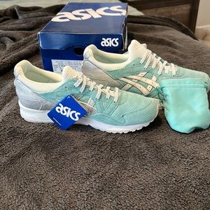 ASICS Gel-Lyte V Diamond Supply Co x Ronnie Fieg Aqua Blue Grey - SIZE 11